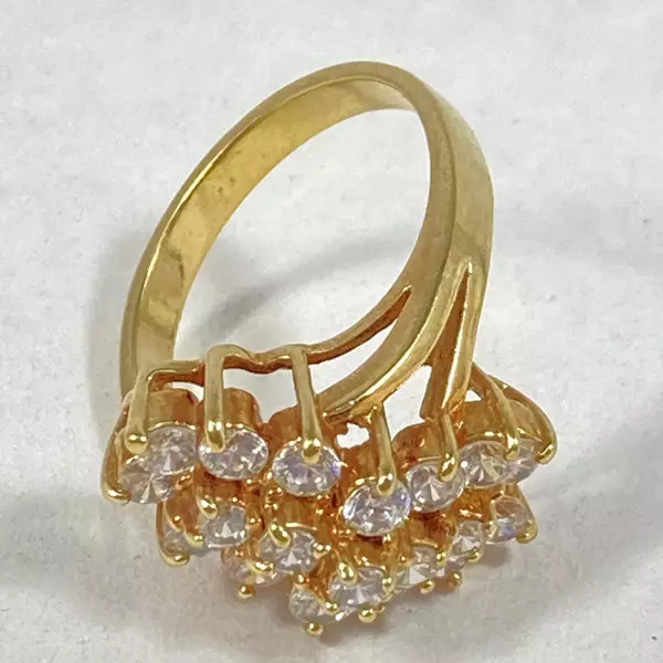 Size 9.5 Womens Gold Tone Cubic Zirconia Cluster Cocktail Ring