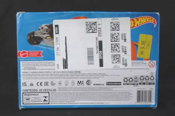 Hot Wheels 20 Car Gift Pack Assorted Unopened 2021 Mattel