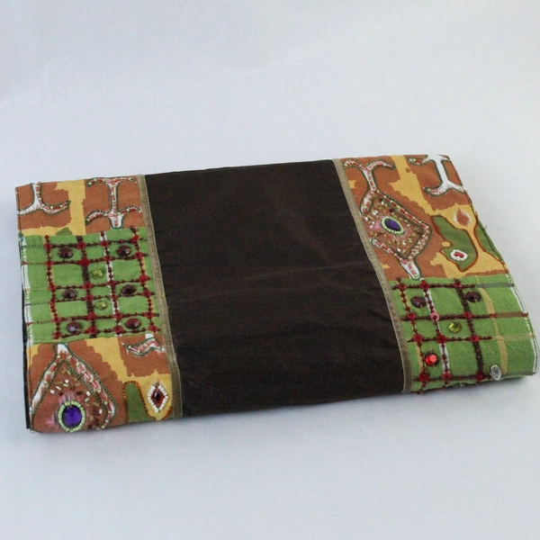 Unbranded Table Runner Brown Green Beading Accents Geometric Pattern Decor