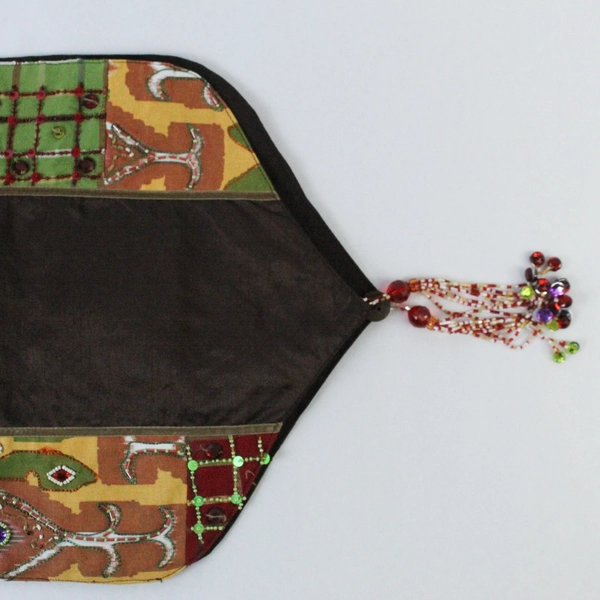 Unbranded Table Runner Brown Green Beading Accents Geometric Pattern Decor