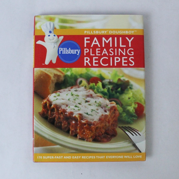 Pillsbury Doughboy Family Pleasing Recipes Cookbook 2002 HC Good Condition