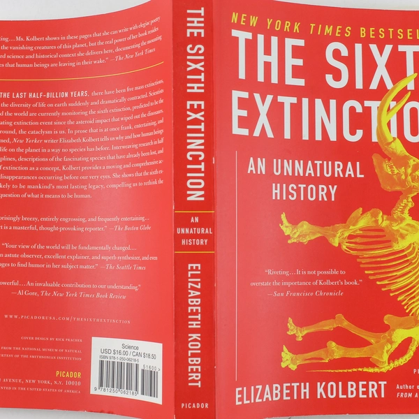 The Sixth Extinction: An Unnatural History by Elizabeth Kolbert 2014 Paperback