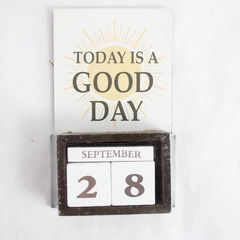 New Sealed Greenbrier International Wooden Perpetual Desk Calendar
