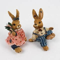 Pair Of KK Resin Shelf Sitter Bunnies 1999