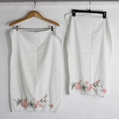 Set Of 2 Unbranded White Pillowcases Shams Embroidered Flowers & Lace 20" x 30"