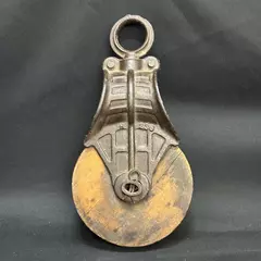 Antique Cast Iron And Wood Barn Farm Pulley