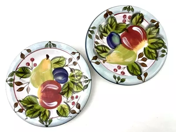 Set of 2 Heritage Mint Black Forest Fruits 8" Salad Plates Vintage