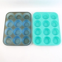 Lot of 2 Silicone Nonstick Cupcake Molds Bakeware Pans Dark Blue Green