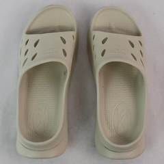 Reebok Cream Colored Slides Women's US Size 9