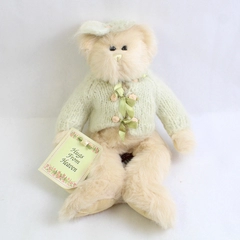 The Bearington Collection Hugs From Heaven Stuffed Bear Toy #1311 Tags