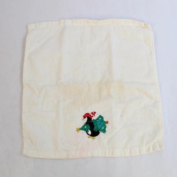 Lot of 4 Barth & Dreyfuss Christmas Bathroom Towels Embroidered Penguins