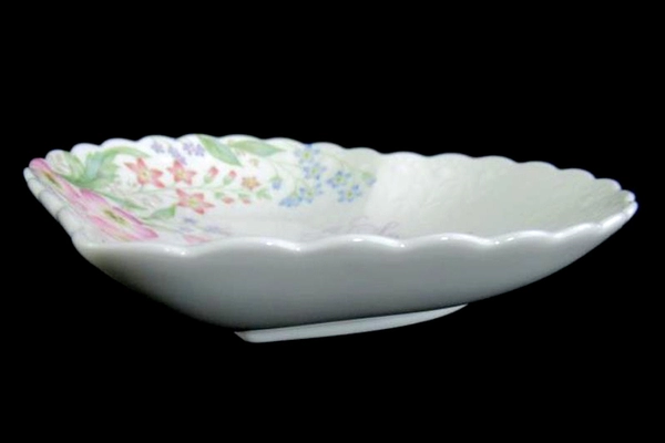 Mikasa Bone China Heart Shaped Trinket Bowl A Special Thank You Floral Pattern