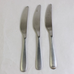 Lot of 3 IKEA Loja Dinner Knives 8.75" Stainless Steel Satin Flatware