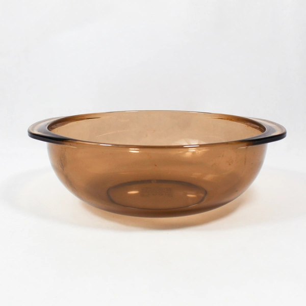 Vintage Pyrex Amber Glass Serving Bowl 024 with Handles 8.75" 2L Pre-Owned