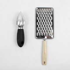 Lot Of 2 Kitchenware Items 1 Ekco Stainless Steel Cheese Grater 1 OXO Juicer