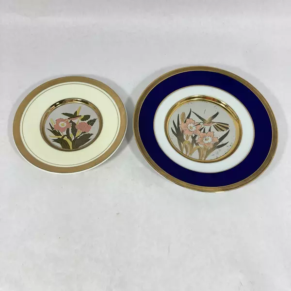 Lot of 2 The Art of Chokin Hummingbird & Flower Collectible Plates 24K Gold Edge