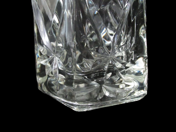 Vintage Anchor Hocking Prescut Flower Vase 10.5 Inch 