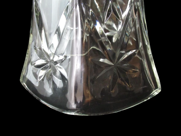 Vintage Anchor Hocking Prescut Flower Vase 10.5 Inch 