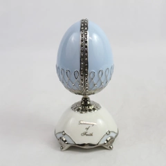 Musical Egg Heirloom Porcleain 74170 Blessings of Faith Ardleigh Elliott 2004
