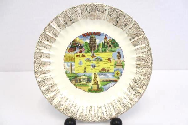2 KANSAS CHICAGO City State China Collectors Plate Detailed Gold Gilt Edge Cream