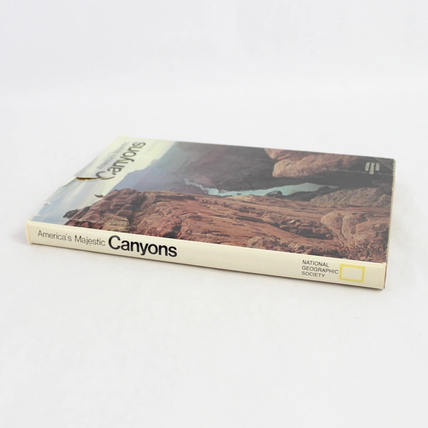 Vintage National Geographic America's Majestic Canyons 1979 Hardcover DJ