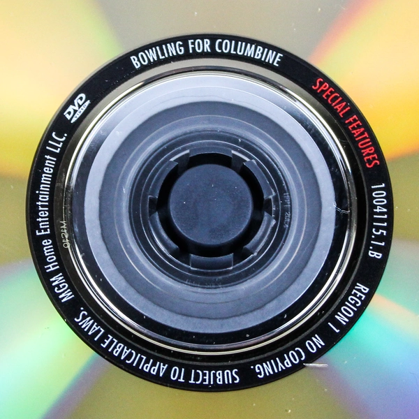 Michael Moore's Bowling For Columbine DVD - Pre-Owned Documentary Film