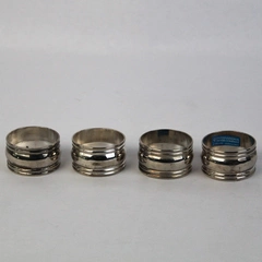 Vintage 1997 International Silver Co. Set of 4 Napkin Rings Silver Plated 
