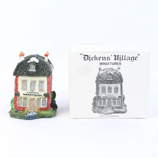 Vintage 1986 Dept 56 Dickens' Village Miniatures M Fezzwig's Warehouse 