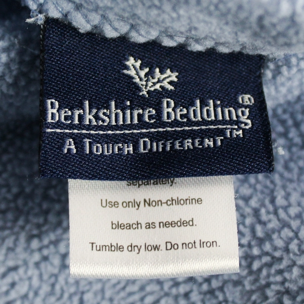 3 Pc Set Berkshire Bedding Blue Fleece Queen Flat Sheet and Pillowcases