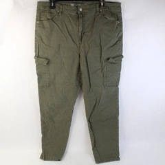 No Boundaries Green Cargo Jeans Zip Fly Stretch Women's Junior Size 17