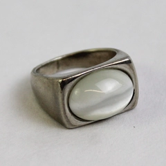 Silver Tone White Cat's Eye Gemstone Ring Size 6