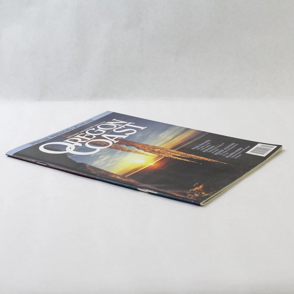 Vintage Oregon Coast Magazine Dec 1988/Jan 1989 - Very Good Condition