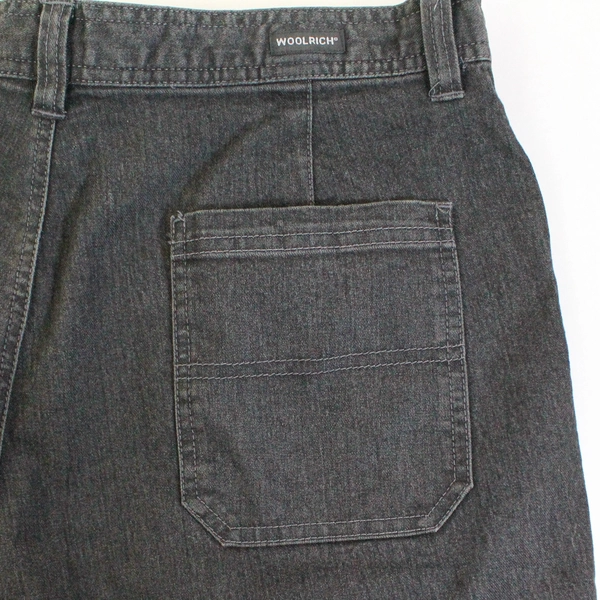 Vintage Woolrich Women's Black Jeans Size 10P Four Pocket Good Condition