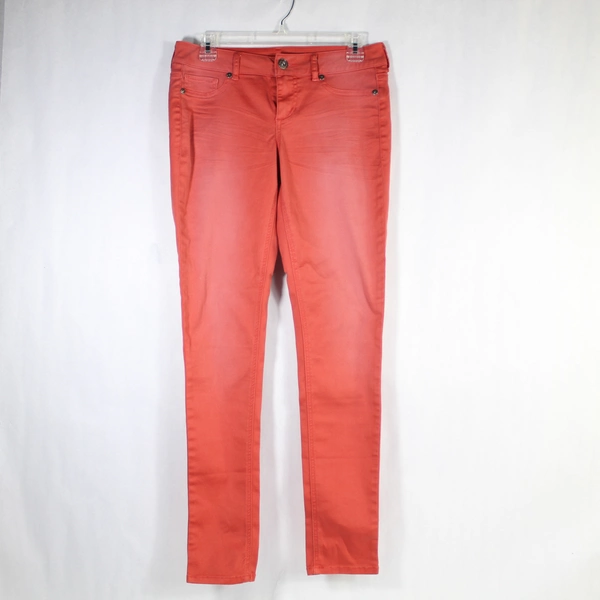 Maurices Women's Size S Salmon Pink Tapered Leg Jeans 5 Pocket Pre-owned