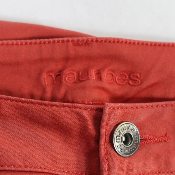Maurices Women's Size S Salmon Pink Tapered Leg Jeans 5 Pocket Pre-owned