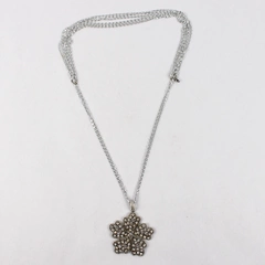 Sarah Coventry Multi-Chain Silver-Tone Flower Pendant Necklace Colorless Stones