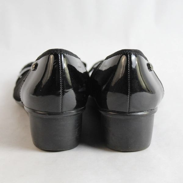 Ak Sport Women's Black Fabric Ballet Flat Heels with Strap Embellishments Sz 8.5