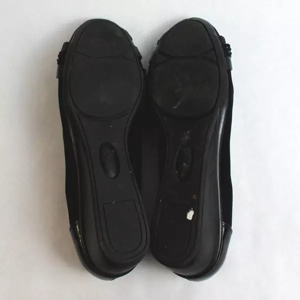 Ak Sport Women's Black Fabric Ballet Flat Heels with Strap Embellishments Sz 8.5