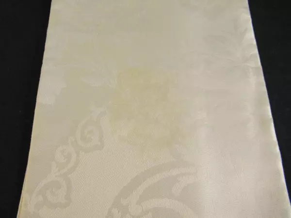 Lot of 10 Cloth Napkins Off White Floral Mythology Square Woven Fabric
