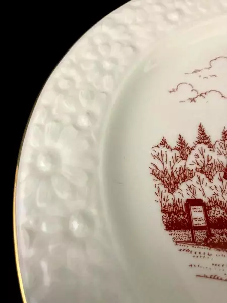 Vintage Scotts Mills Friends Church Souvenir Collector Plate Oregon 1893-1993