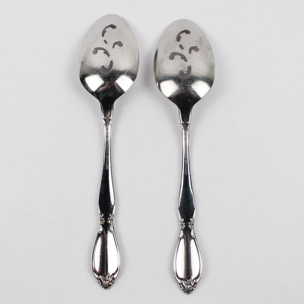 Set of 2 Oneida Chatelaine Stainless Steel Pierced Serving Spoons