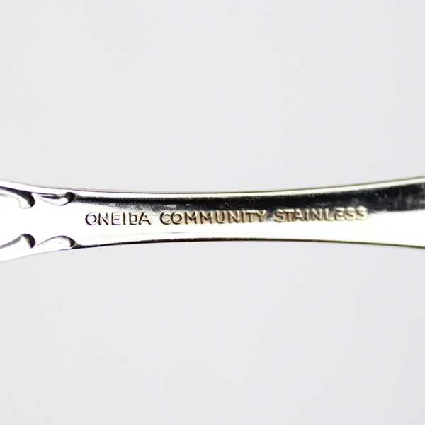 Set of 2 Oneida Chatelaine Stainless Steel Pierced Serving Spoons