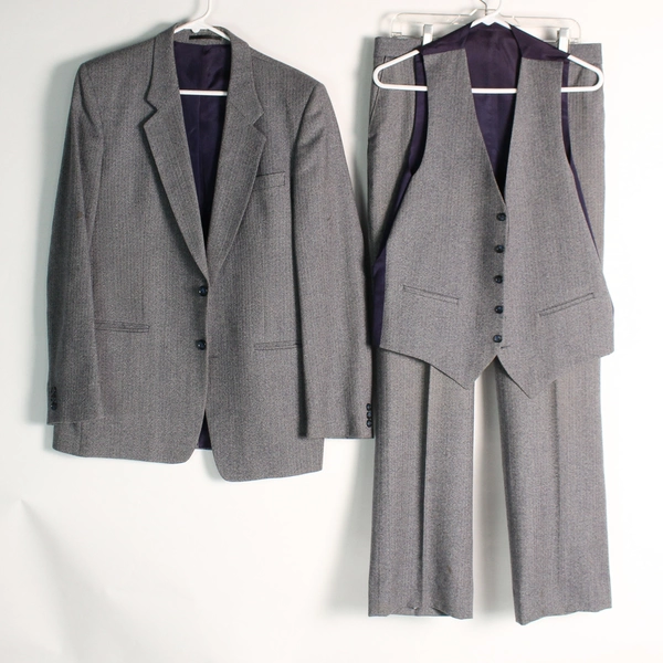 Bus Stop Men's Gray Wool Blazer, Vest & Pants Set Size Small - Pre-Owned