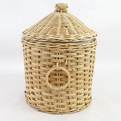 Rings Brand Woven Beige Basket With White Plastic Lining And Lid 10" Handles