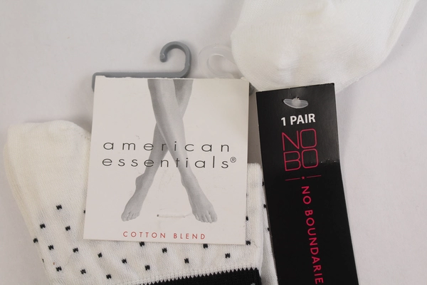 Lot of 4 New Women's Crew Socks NWT Size 4-11 American Essentials No Boundaries