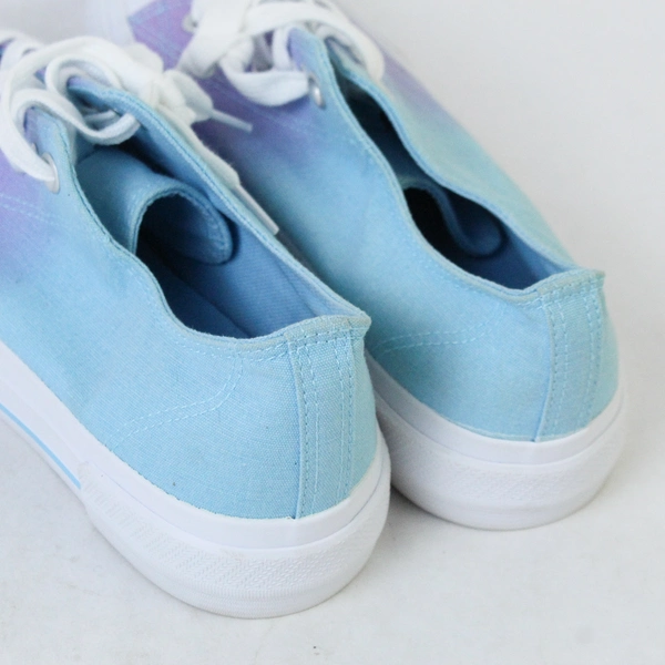 Wonder Nation Women's Size 6 Blue Purple Ombre Sneakers with Memory Foam