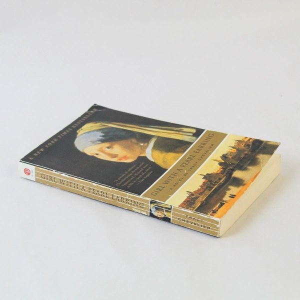 Girl With a Pearl Earring by Tracy Chevalier 2001 Penguin Paperback - Pre-Owned