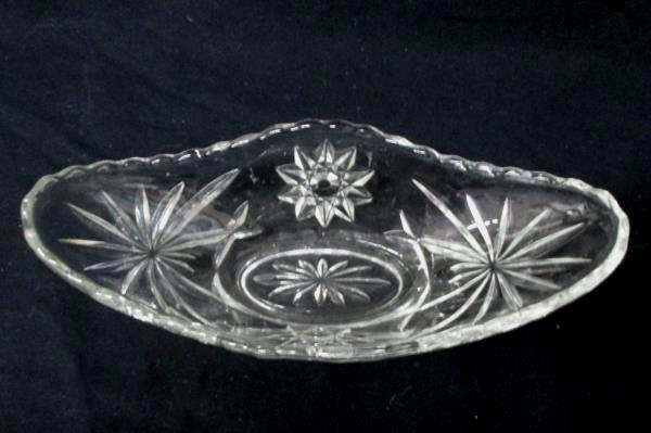 2 Piece Vintage Depression Glass Serving Dishes Starburst Daisy Oval Bowl Relish