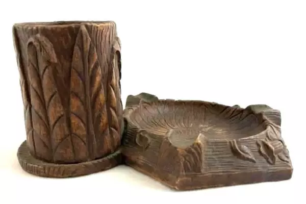 Resin Cigarette Holder Ash Tray Brown Leaves Cup Desk Valet Souvenir