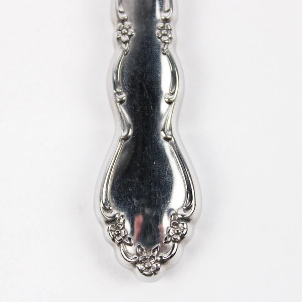 Set of 4 Oneida Dover Stainless Steel Hollow Dinner Knives